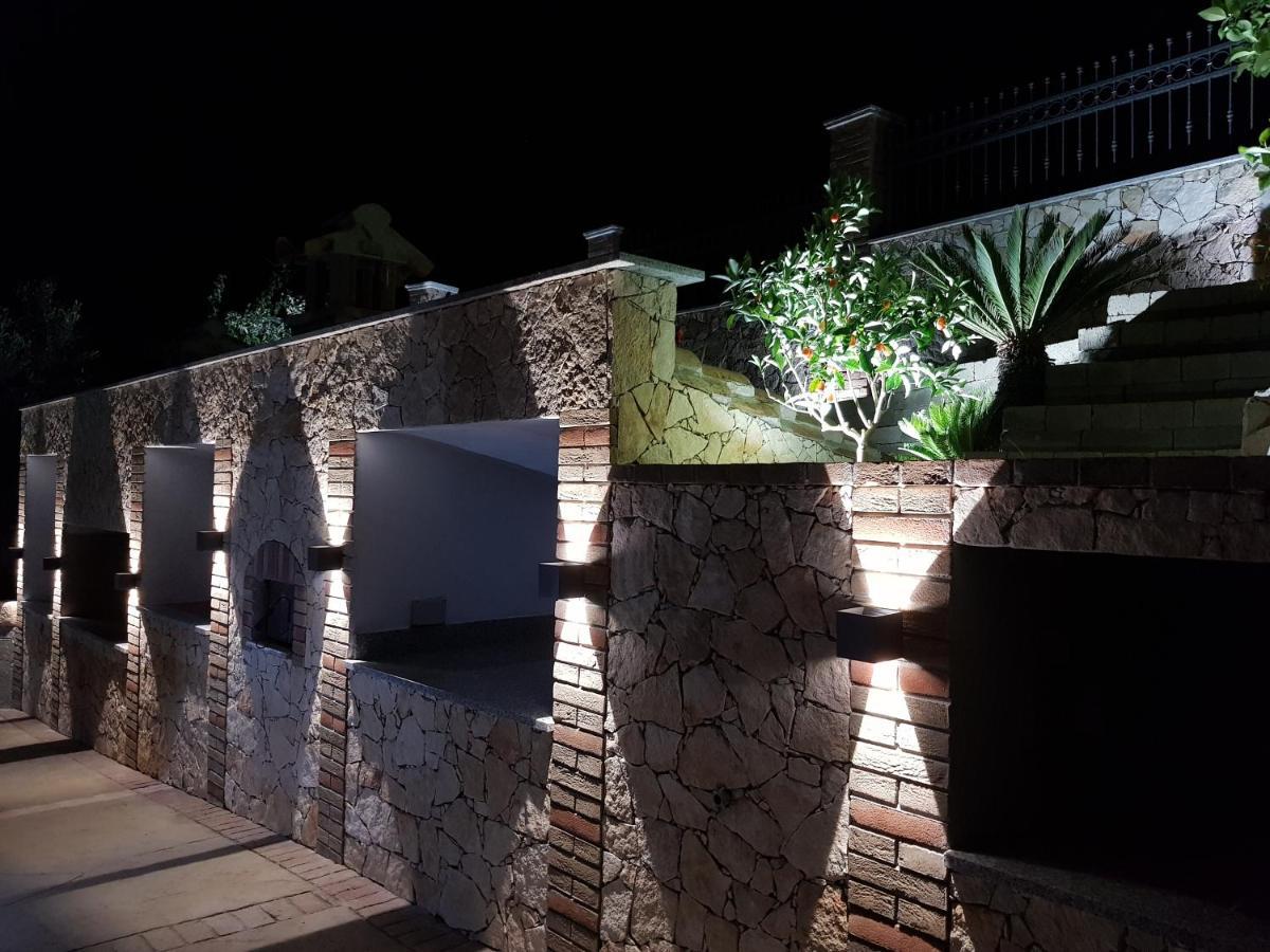 "La Pavoncella" Chia - Domus De Maria Villa Ngoại thất bức ảnh